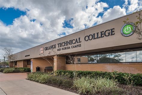 Best Technology Colleges Near Me
